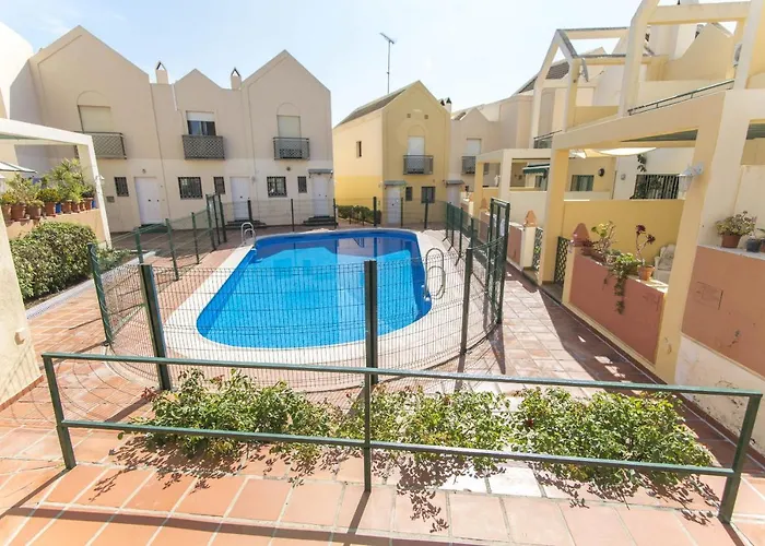 Parador Antali - 15 بيت للعطل *